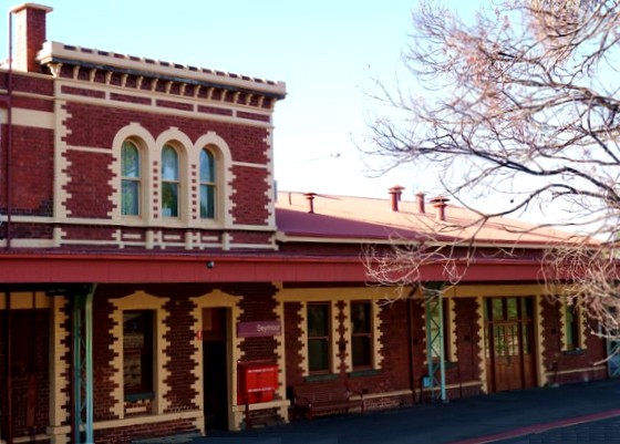 Seymour railway station