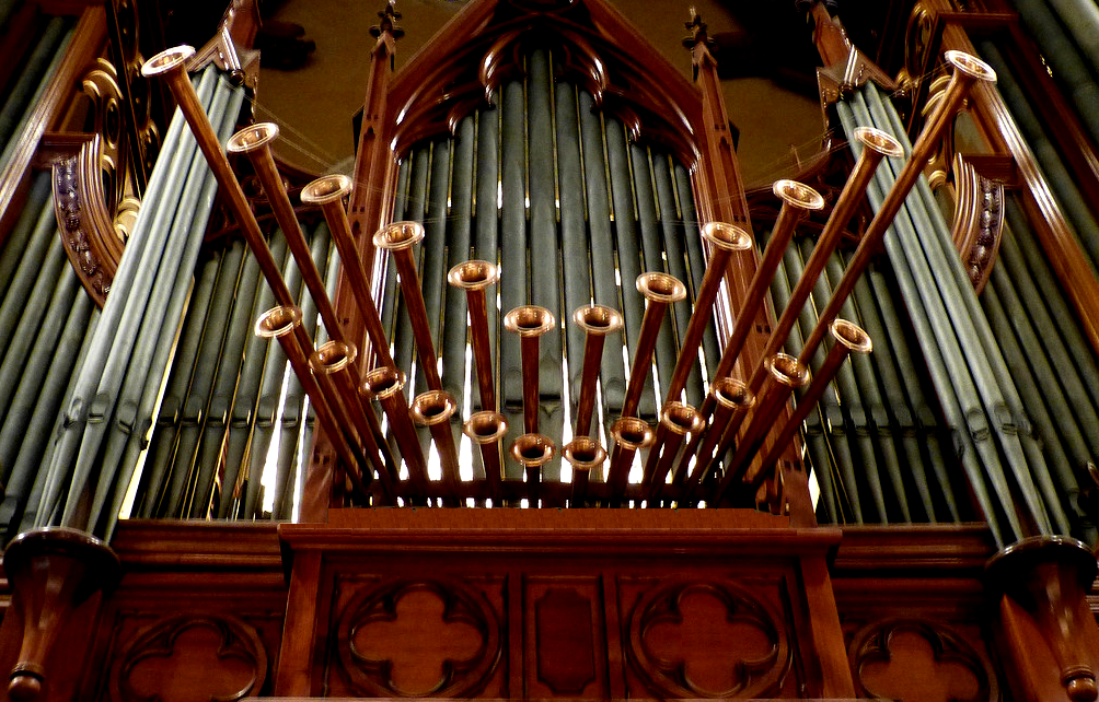 St Patrick Organ center