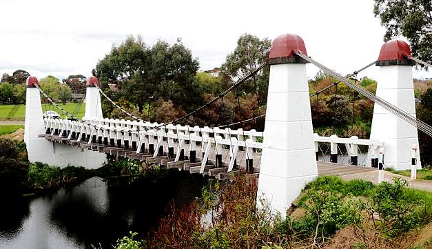 Warrnambool old bridge