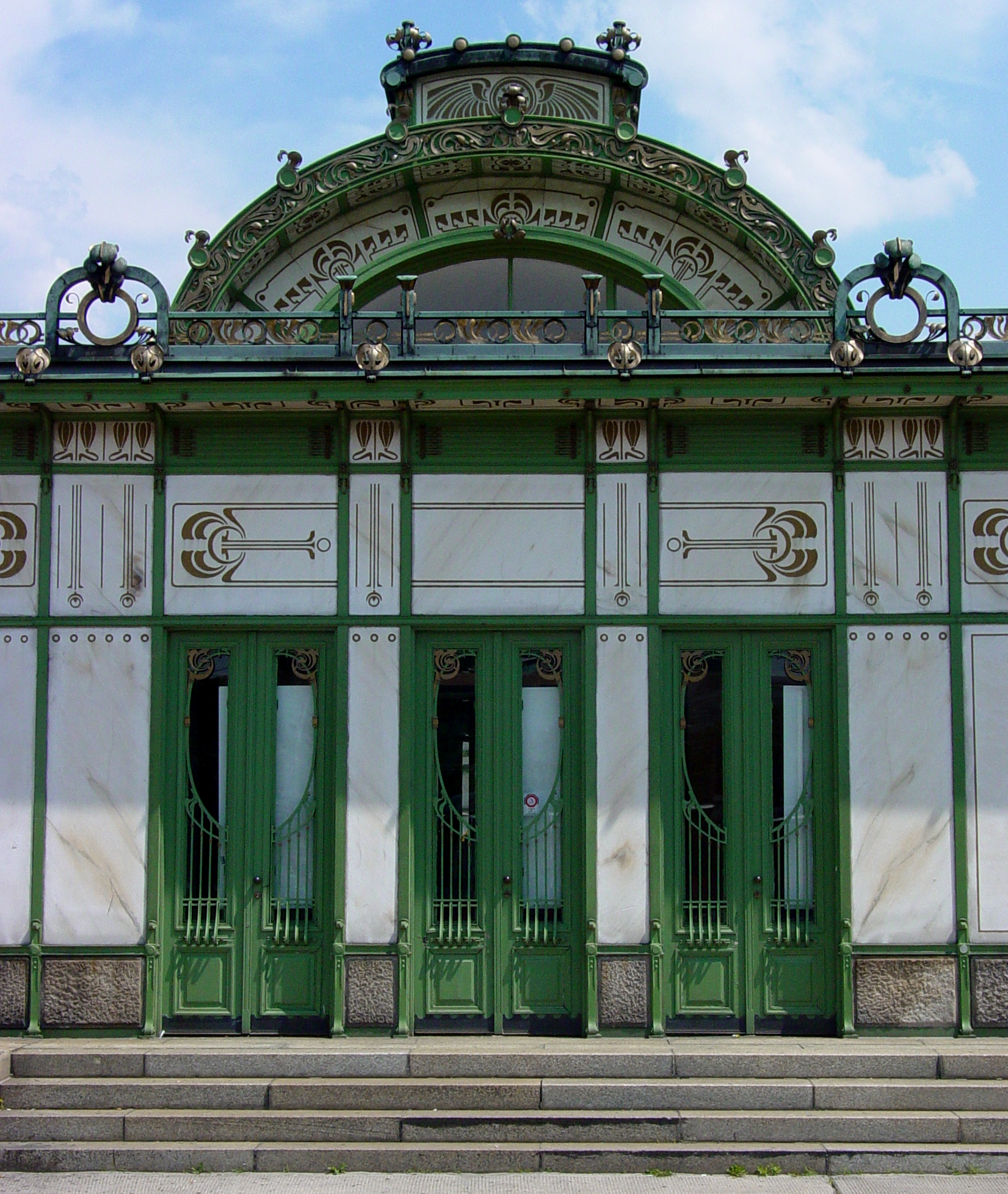 Art deco metro station