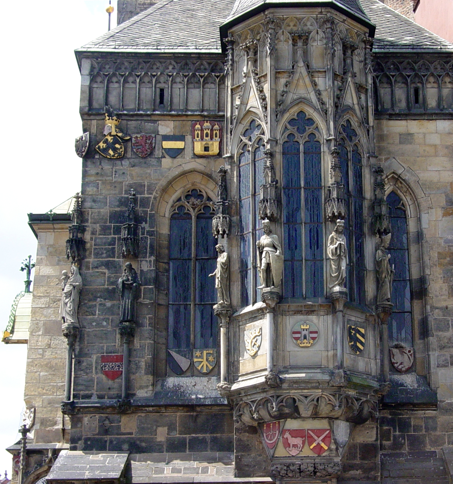Townhall part with windows and sculptures