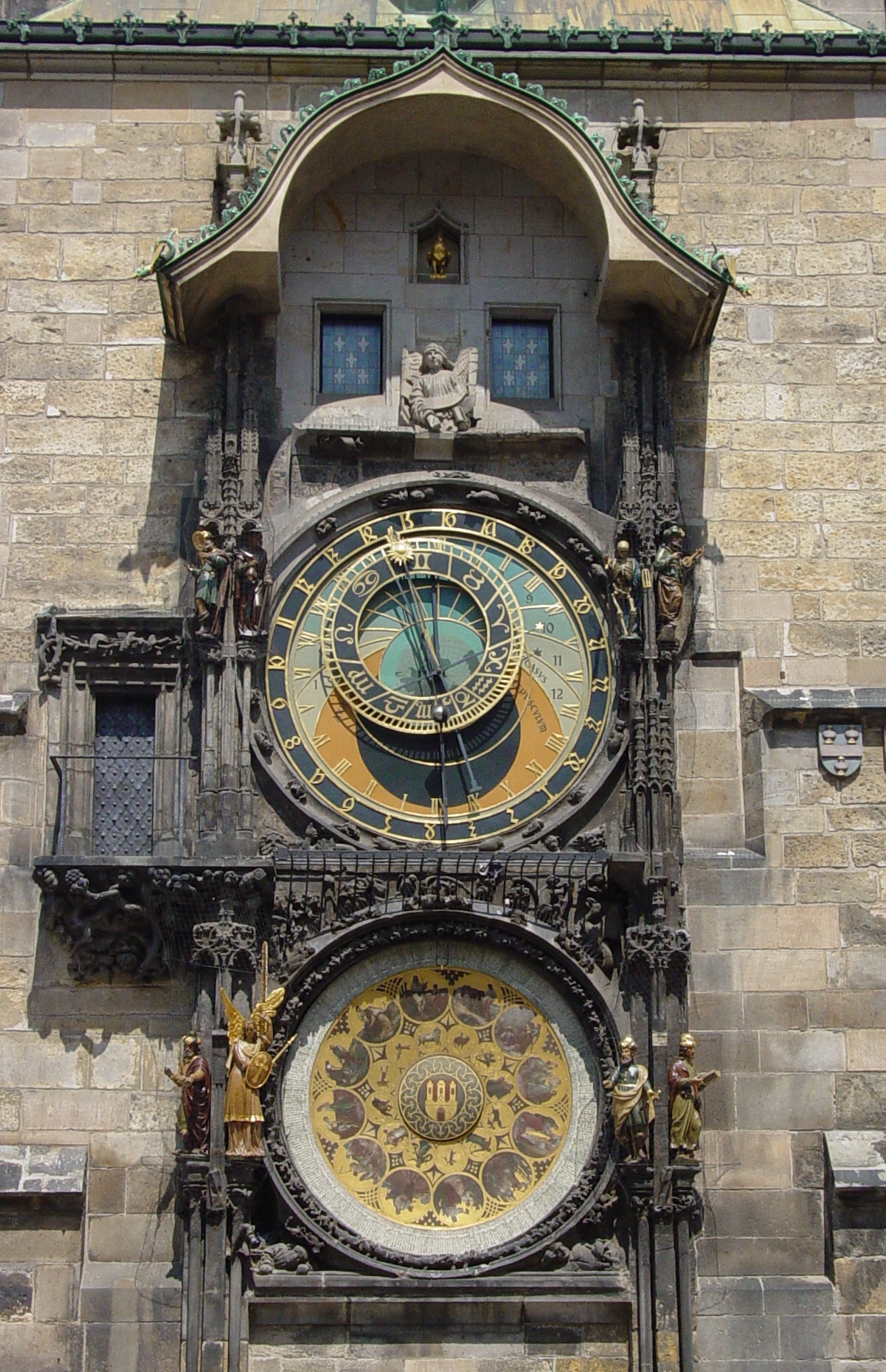 Prague townhall clock full view
