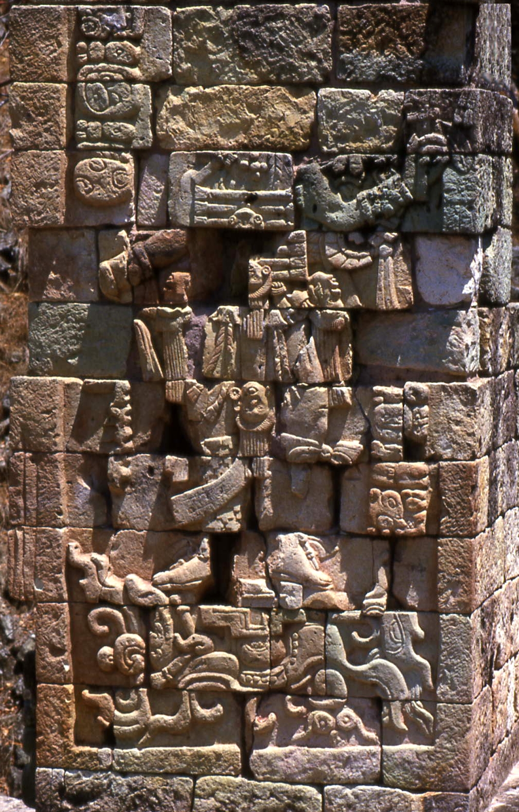 Wall with figures