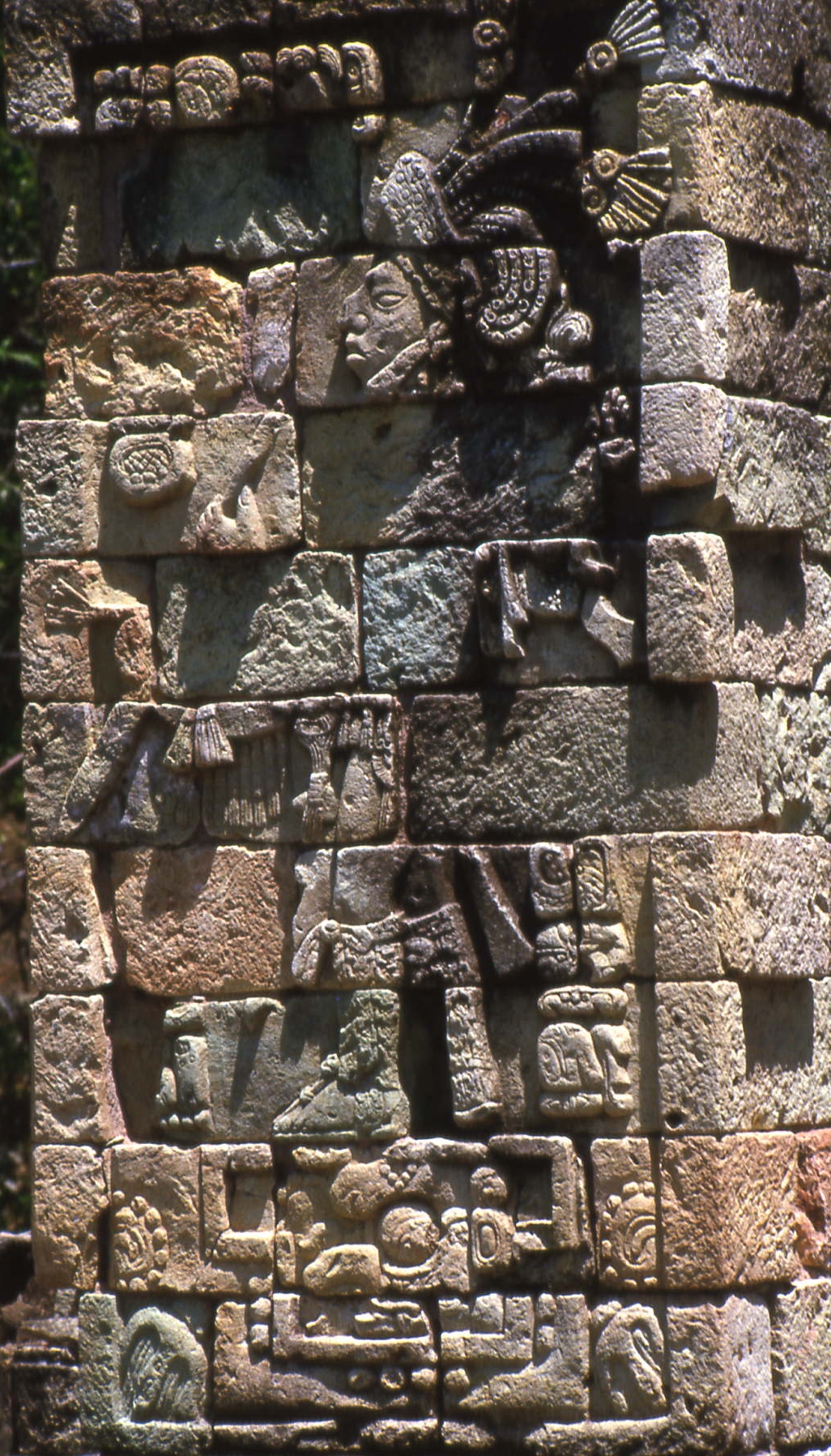 Wall with figures