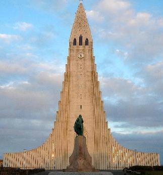 IcelandReykjavik-BigChurch-SlightlyEdited=Y002.jpg