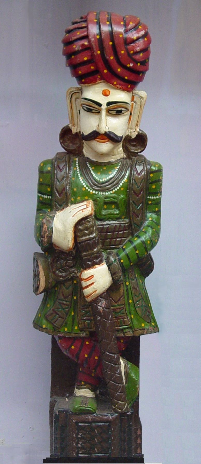 Wooden sculpture of Indian Earl