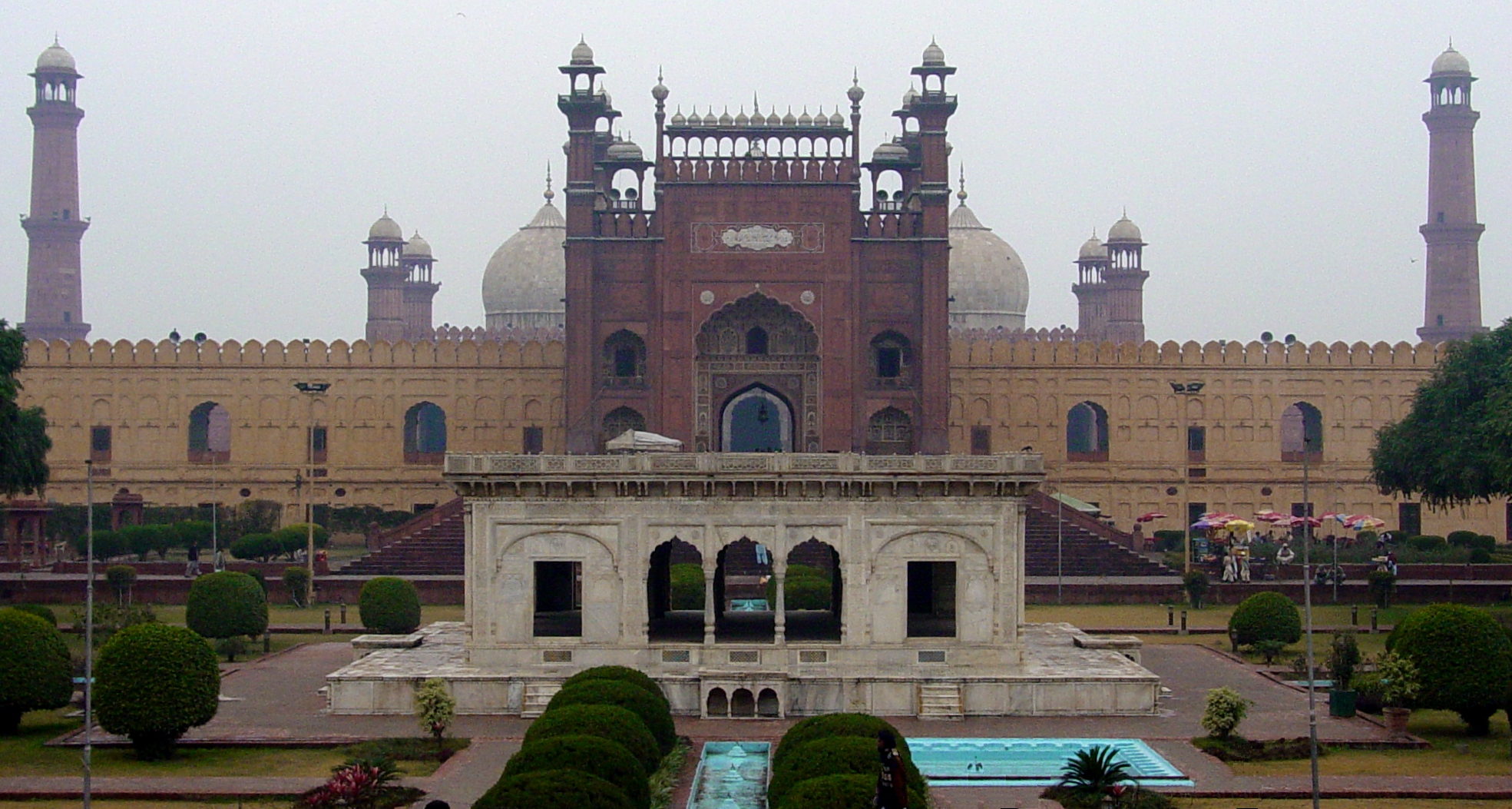 Badshahi Mosque