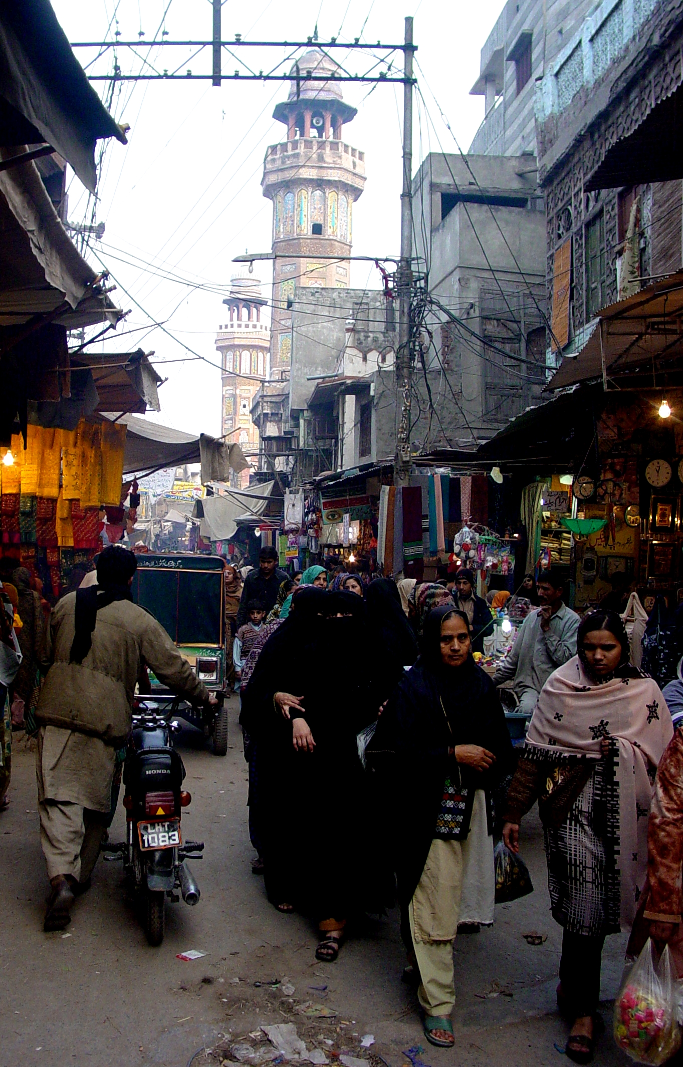 Local market with view on mosque