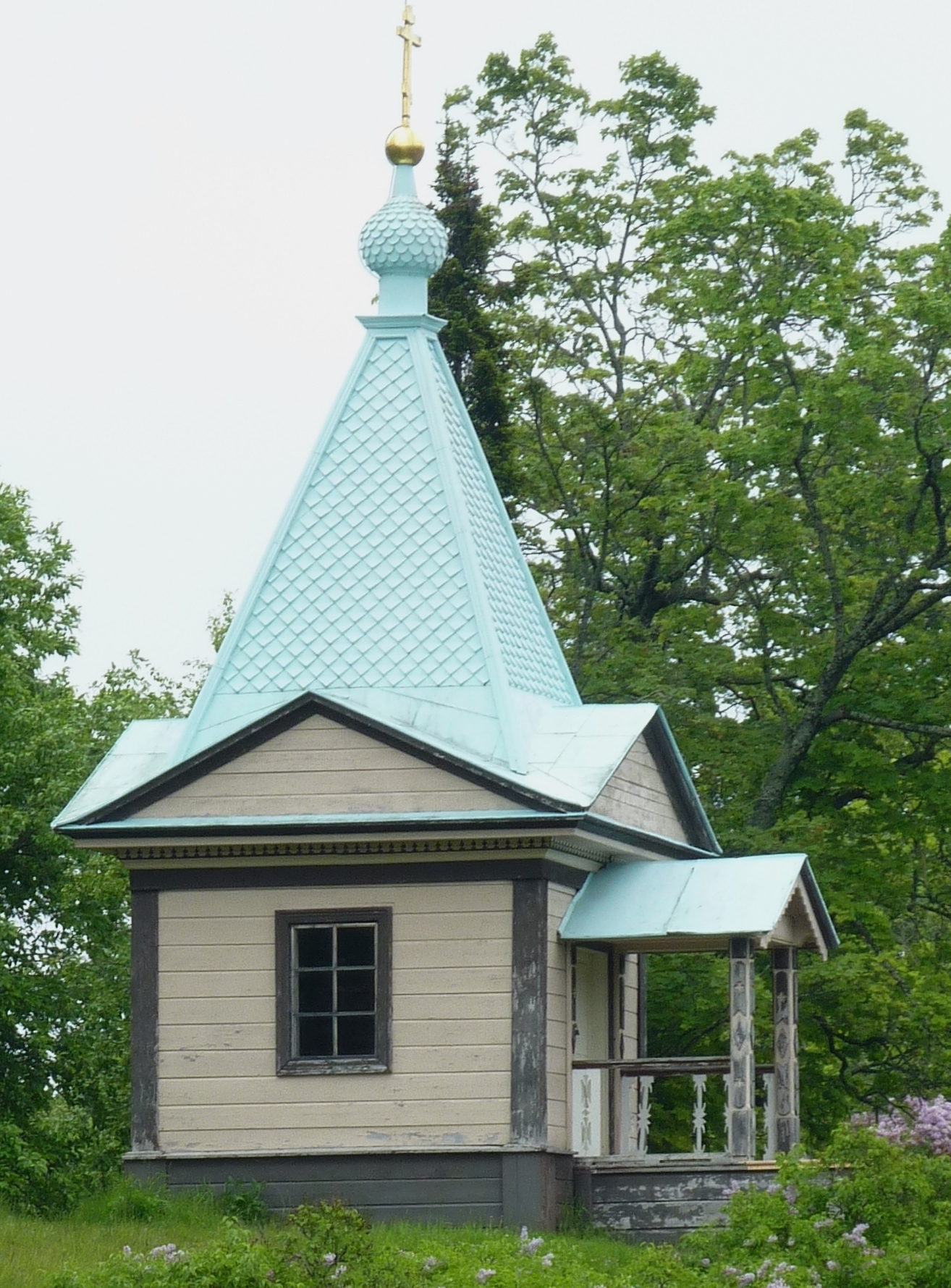 Mini chapel