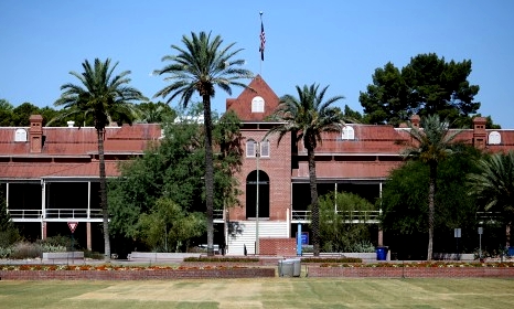 rohrmann-USAArizona-Tuscon-UniversityHistoricBuilding.jpg